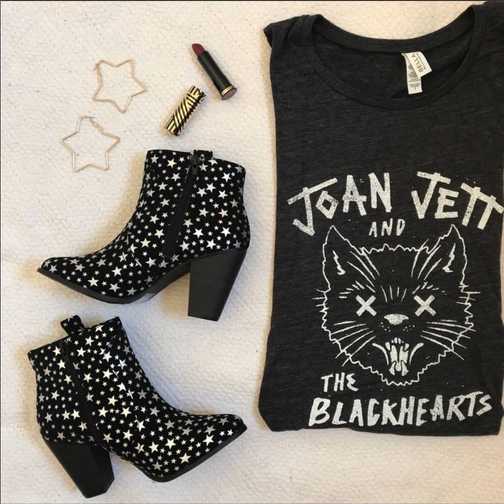 Express star bootie size 6 ankle boots and booties